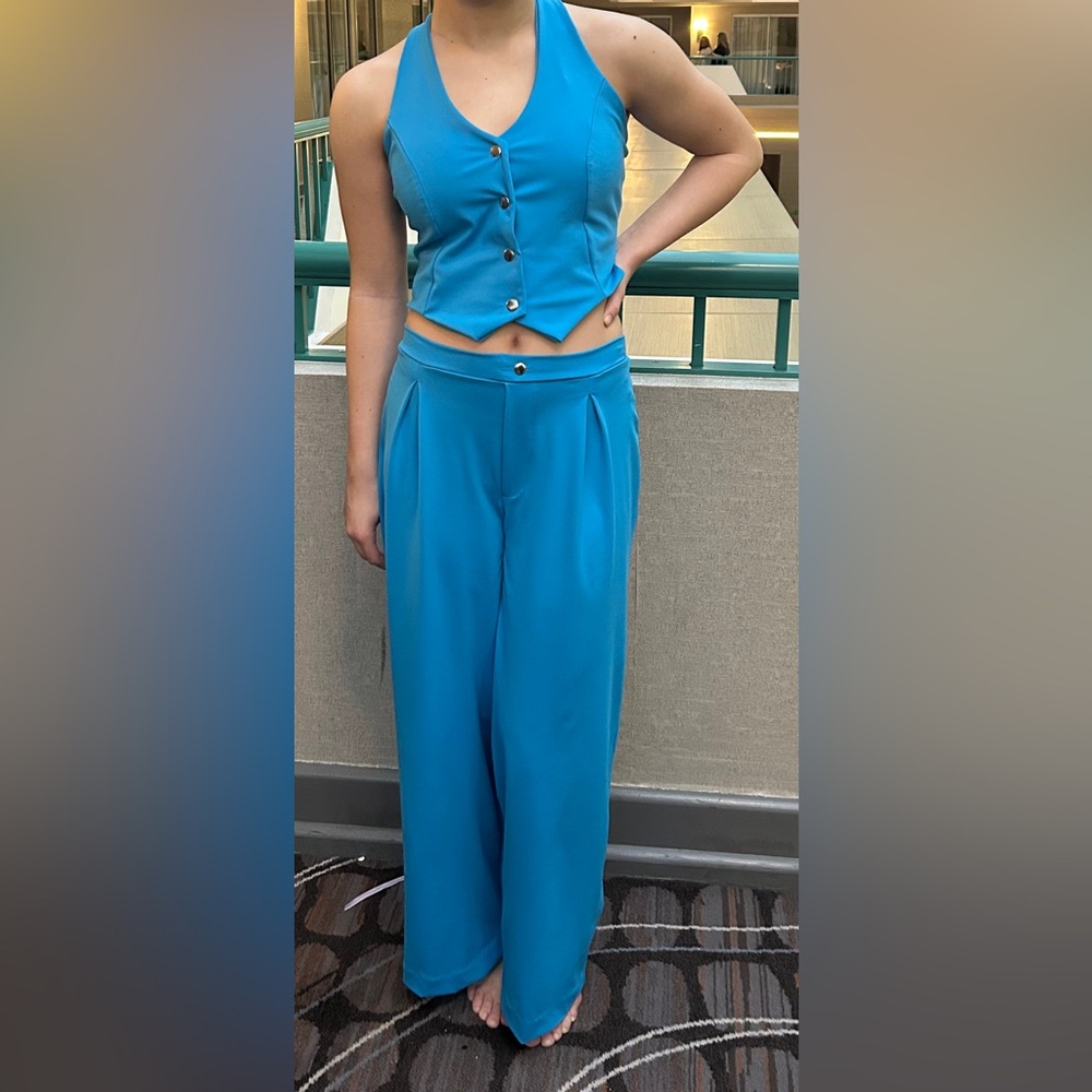 Kelle Elements of Style turquoise/blue dance costume, size MA #3812
